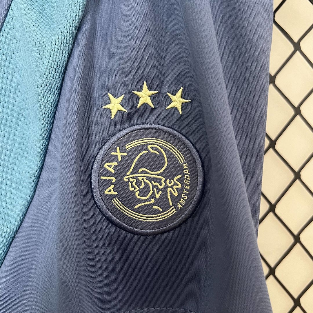 24_25 Kids Ajax away Size_ 16-28 9