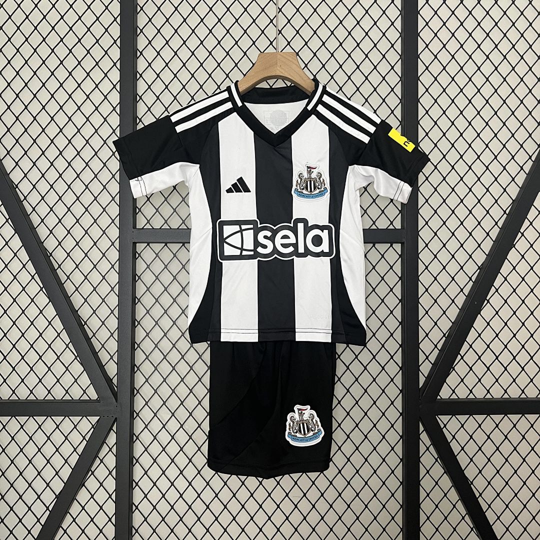 24_25 Kids Newcastle United Home Size_ 16-28