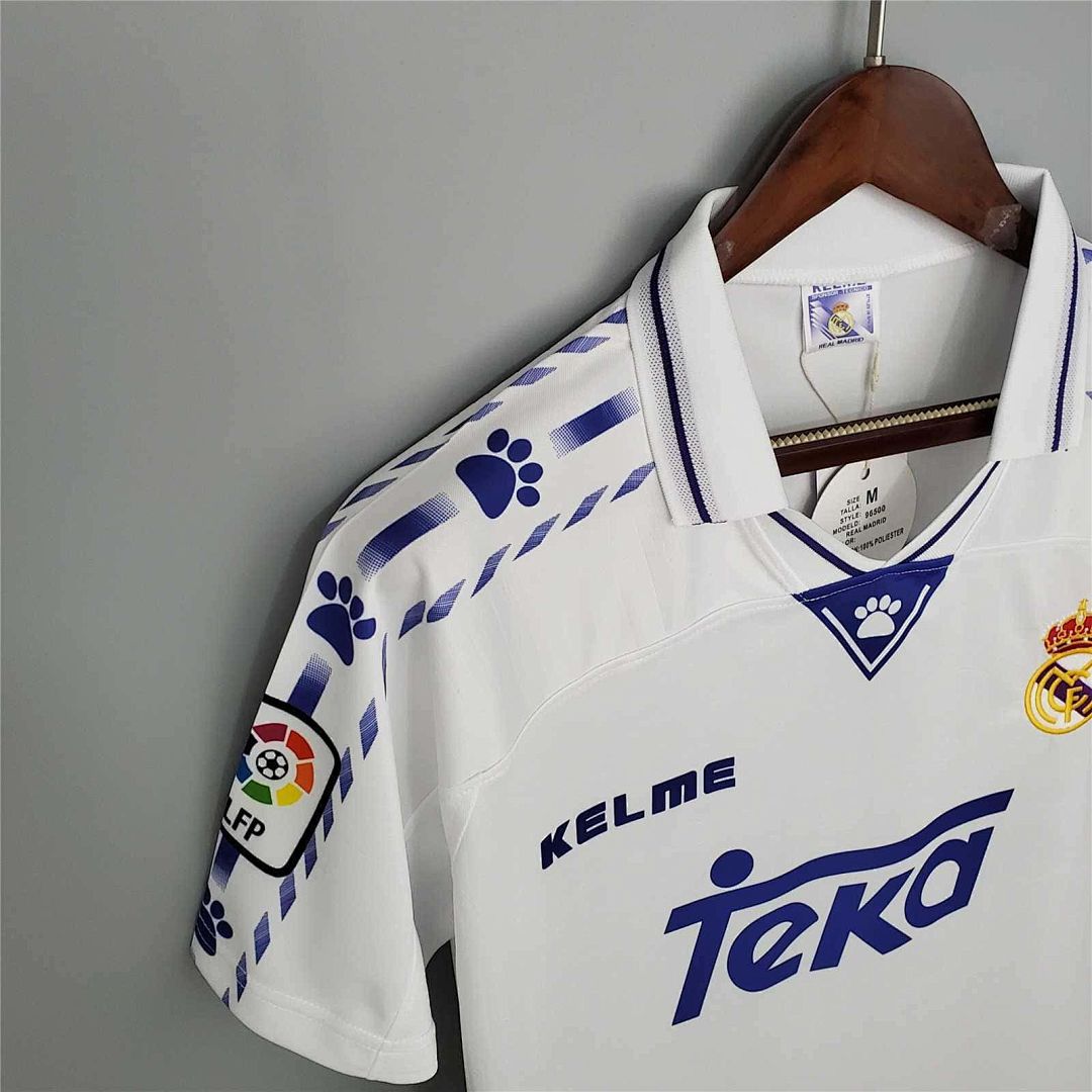 96-97 Real Madrid domicile 5
