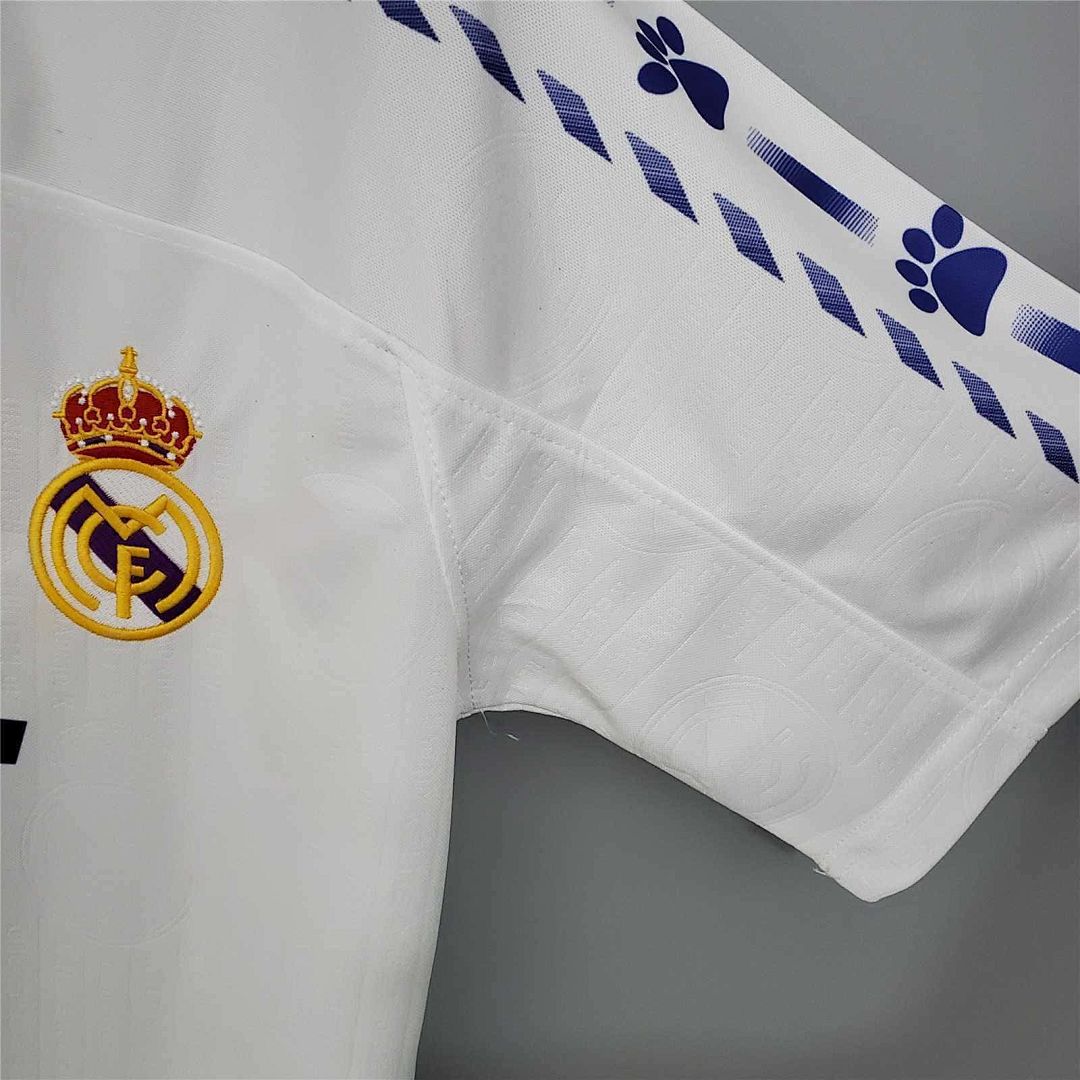 96-97 Real Madrid domicile 6