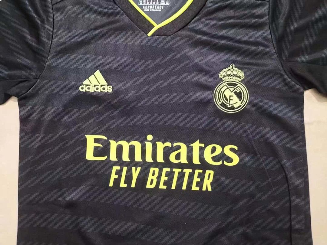 22-23 Real Madrid third away kids kit 3