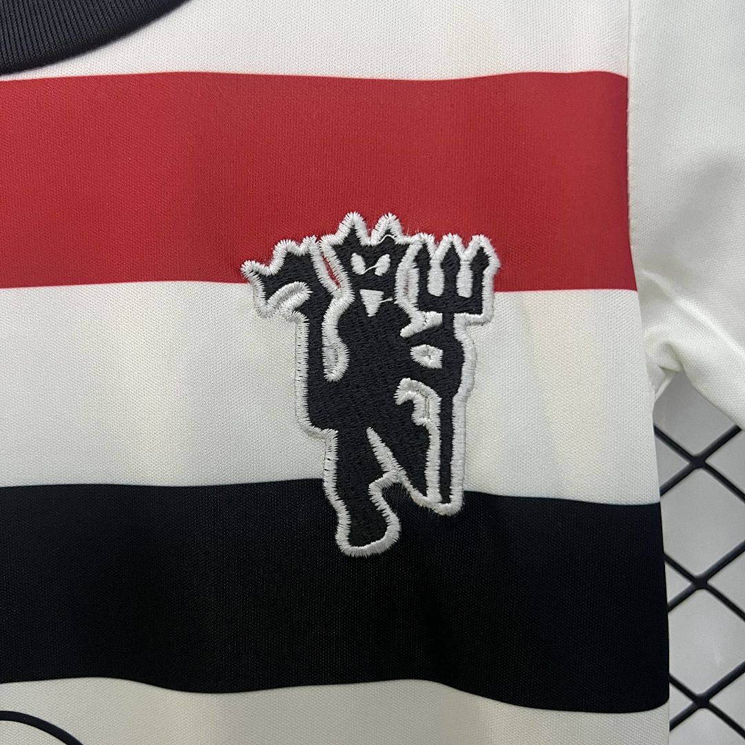 24_25 kids M-U third away size 16-28 2