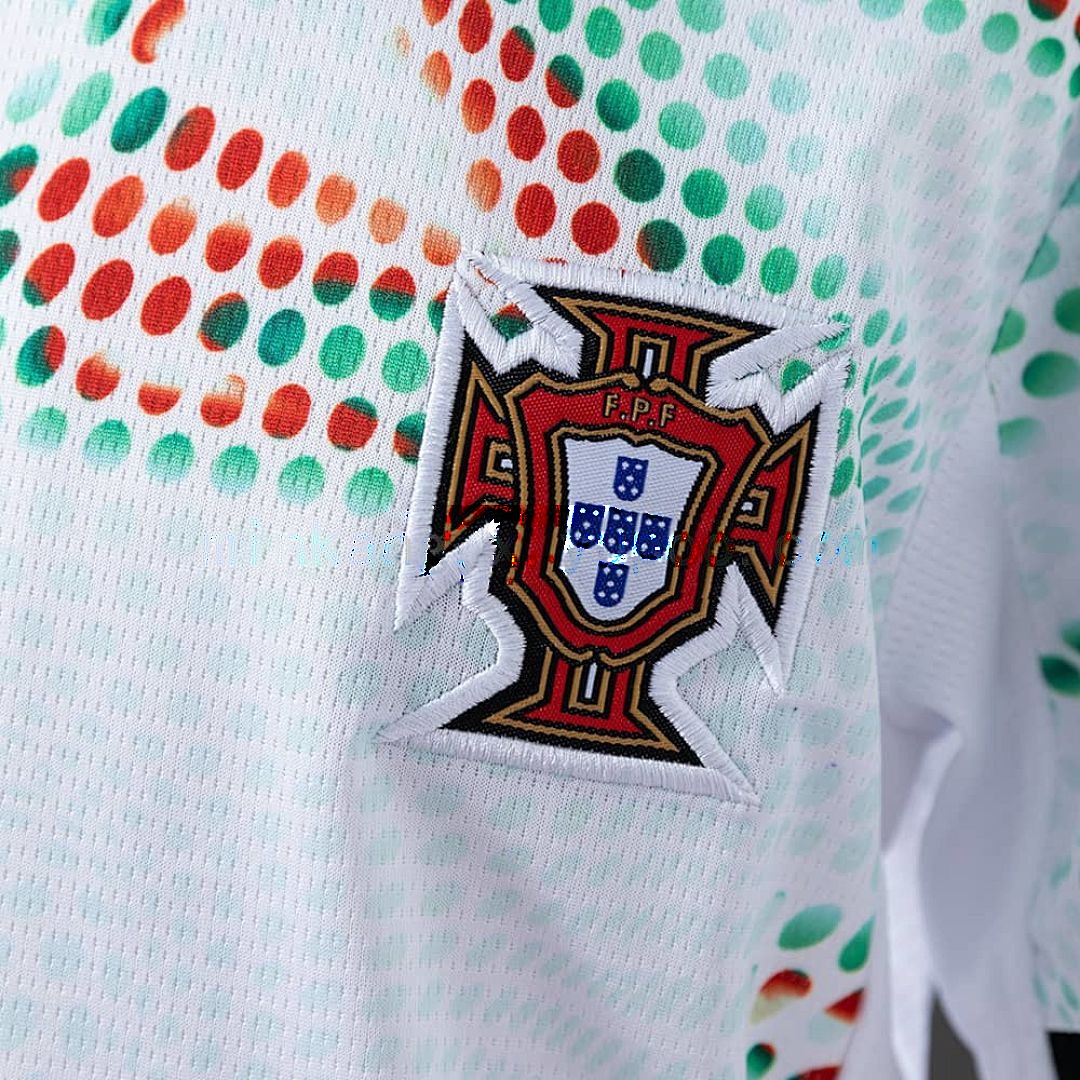 2025 kids Portugal 2024 away size_ 16-28 6
