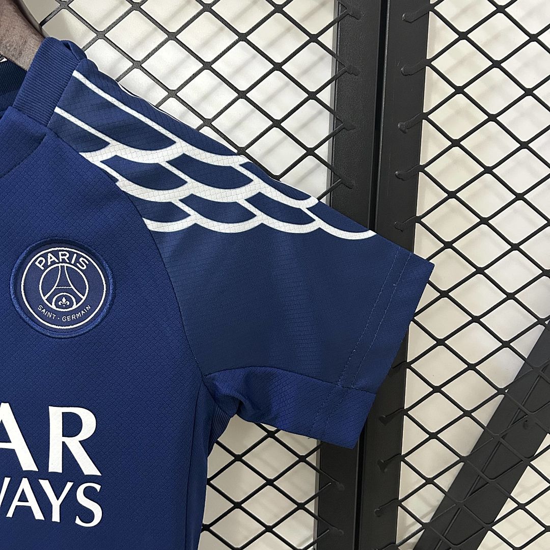 24_25 kids PSG fourth away 16-28 6