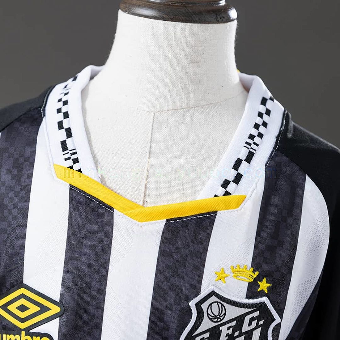 25_26 kids Santos Away size_ 16-28 7
