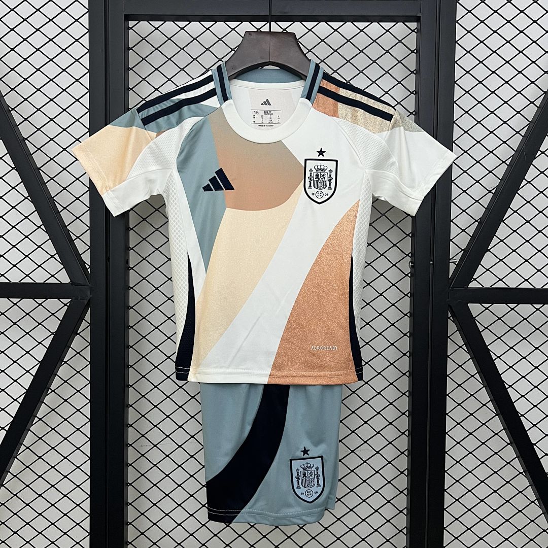 2025 kids Spain away size_ 16-28