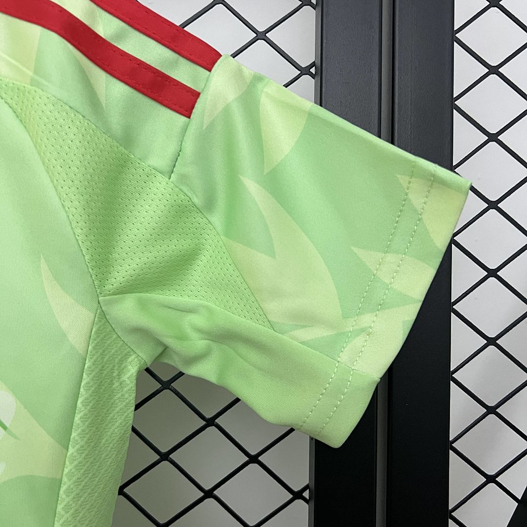 2025 kids Italy away size_ 16-28 6