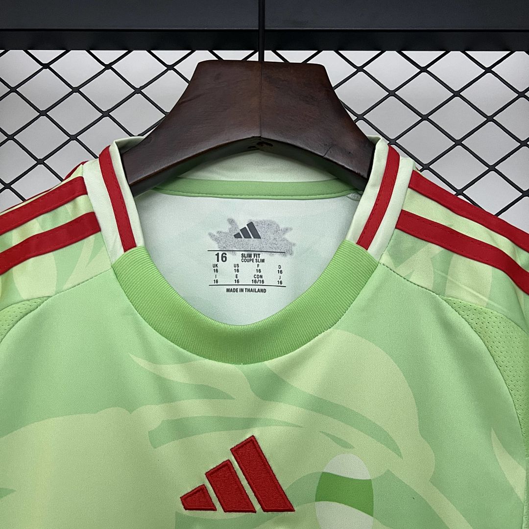 2025 kids Italy away size_ 16-28 8