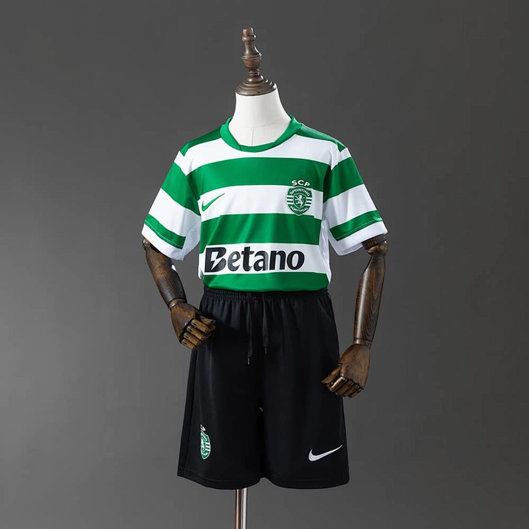 25_26 Kids Sporting Lisbon Home Size_ 16-28