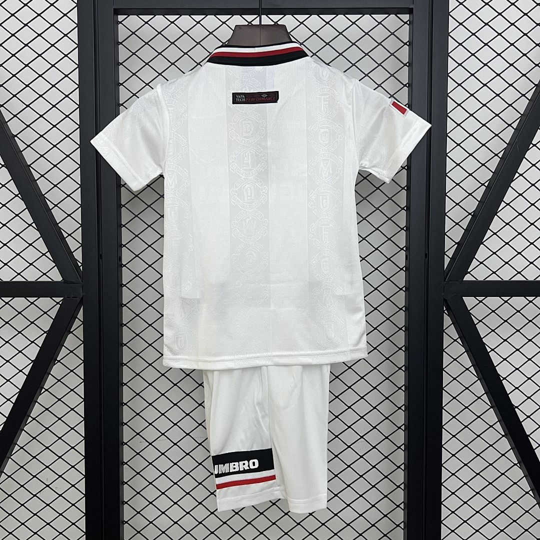 kids M-U 97_98 away size_ 16-28 3