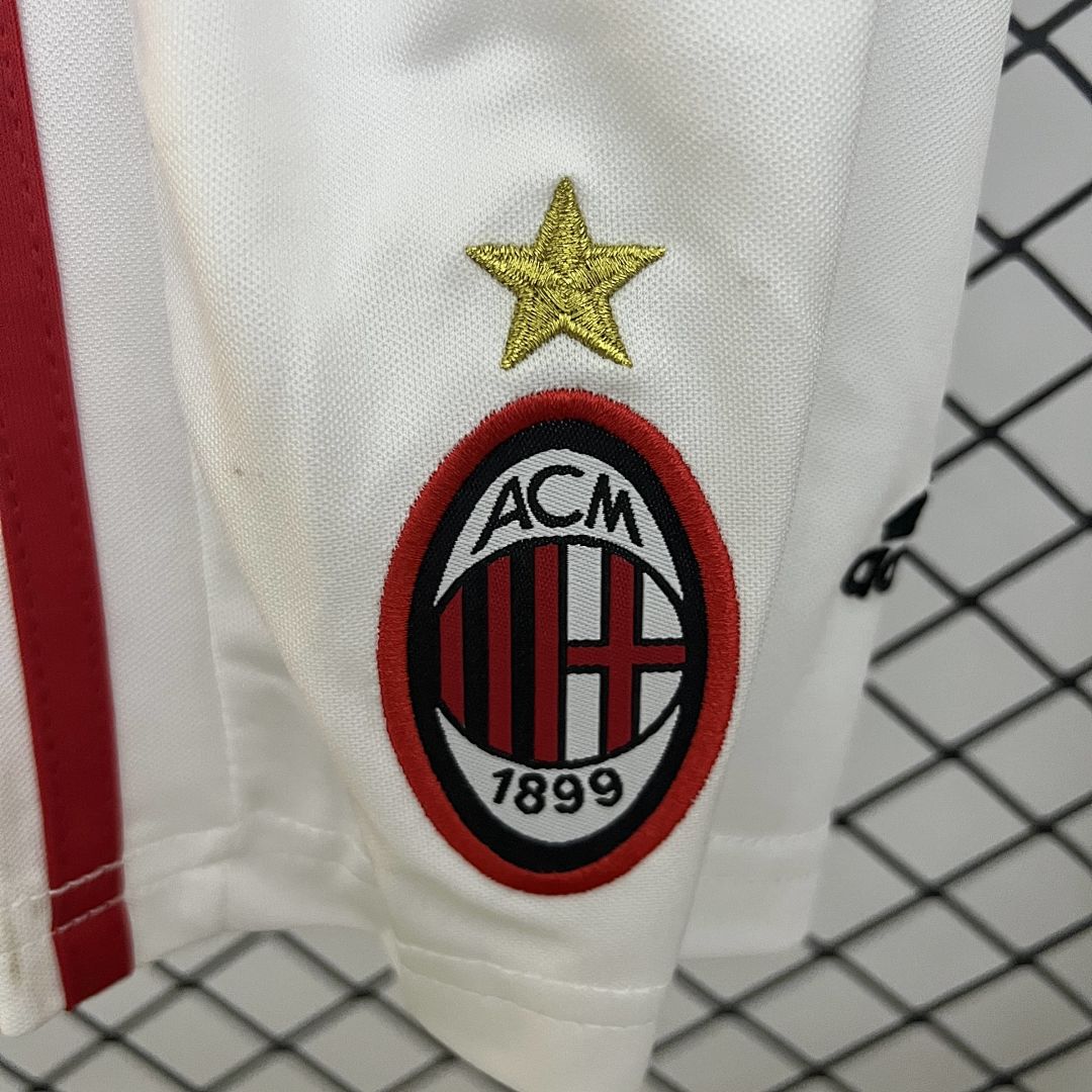kids AC Milan 98_99 Home size_ 16-28 5