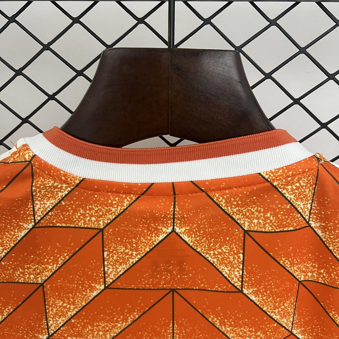 kids Netherlands 1988 home size_ 16-28 4