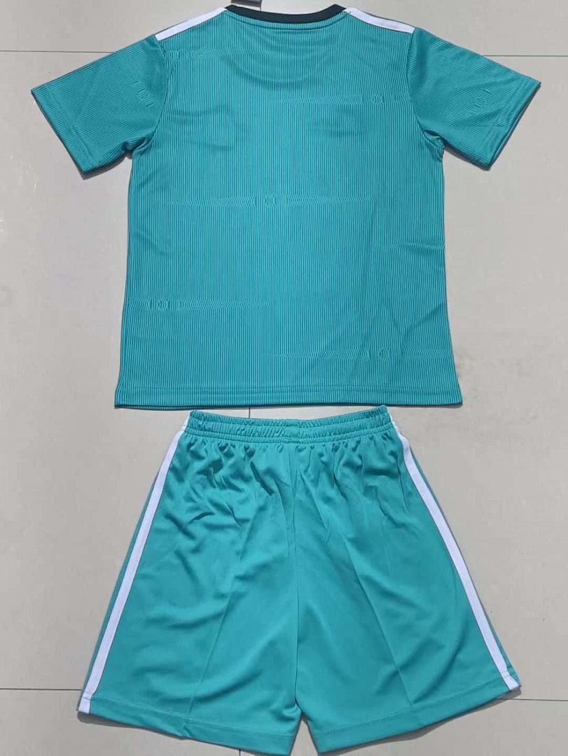 21-22 Real Madrid third away kids kit 2
