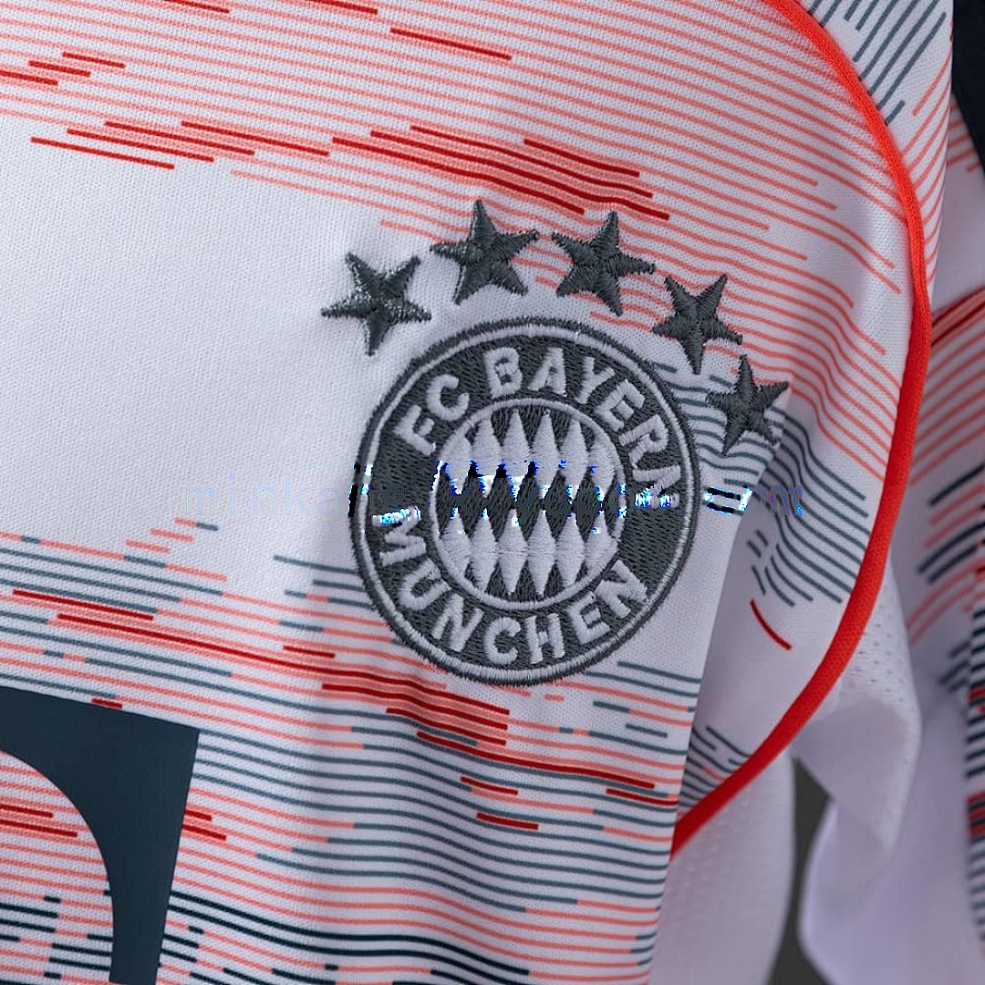 25_26 kids Bayern Munich Away size_ 16-28 6