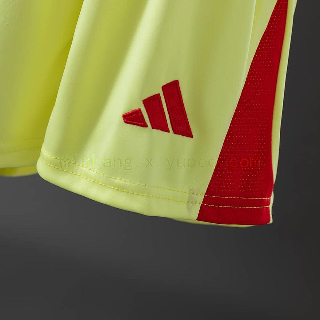 25_26 Kids Benfica goalkeeper Size_ 16-28 2