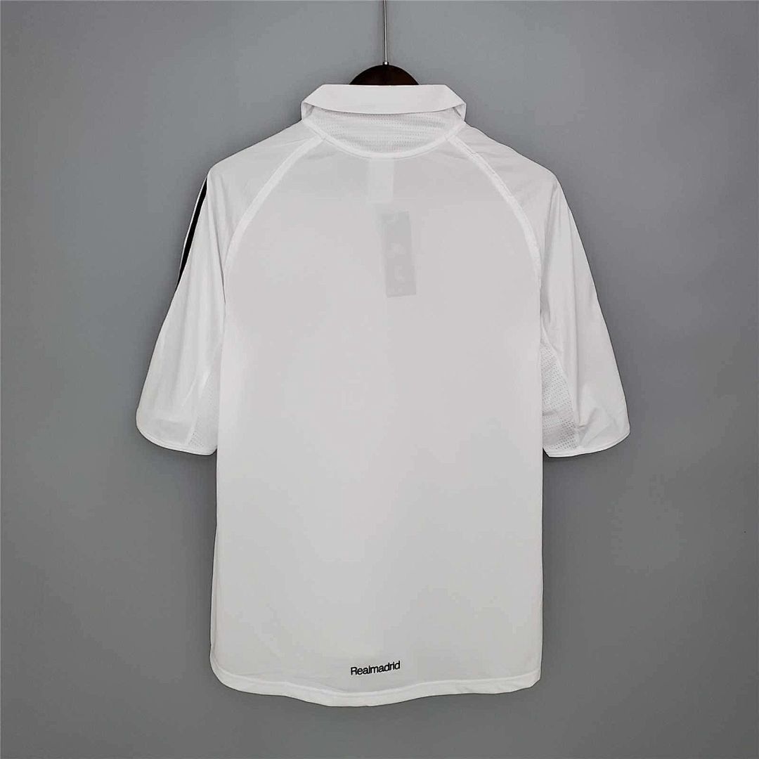 05-06 Real Madrid home 11