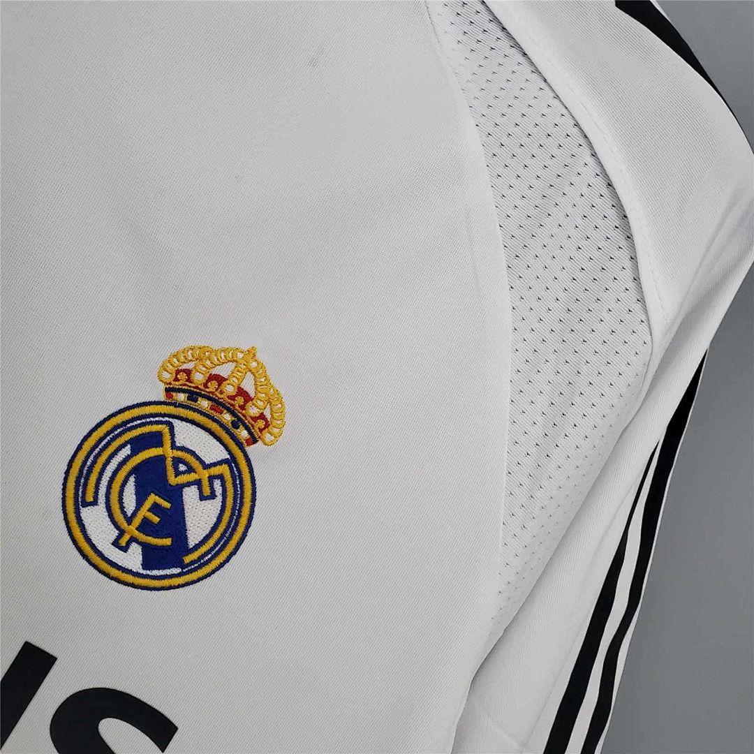 05-06 Real Madrid home 5