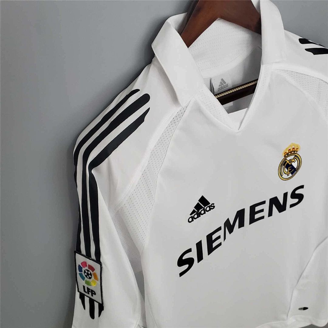 05-06 Real Madrid home 7