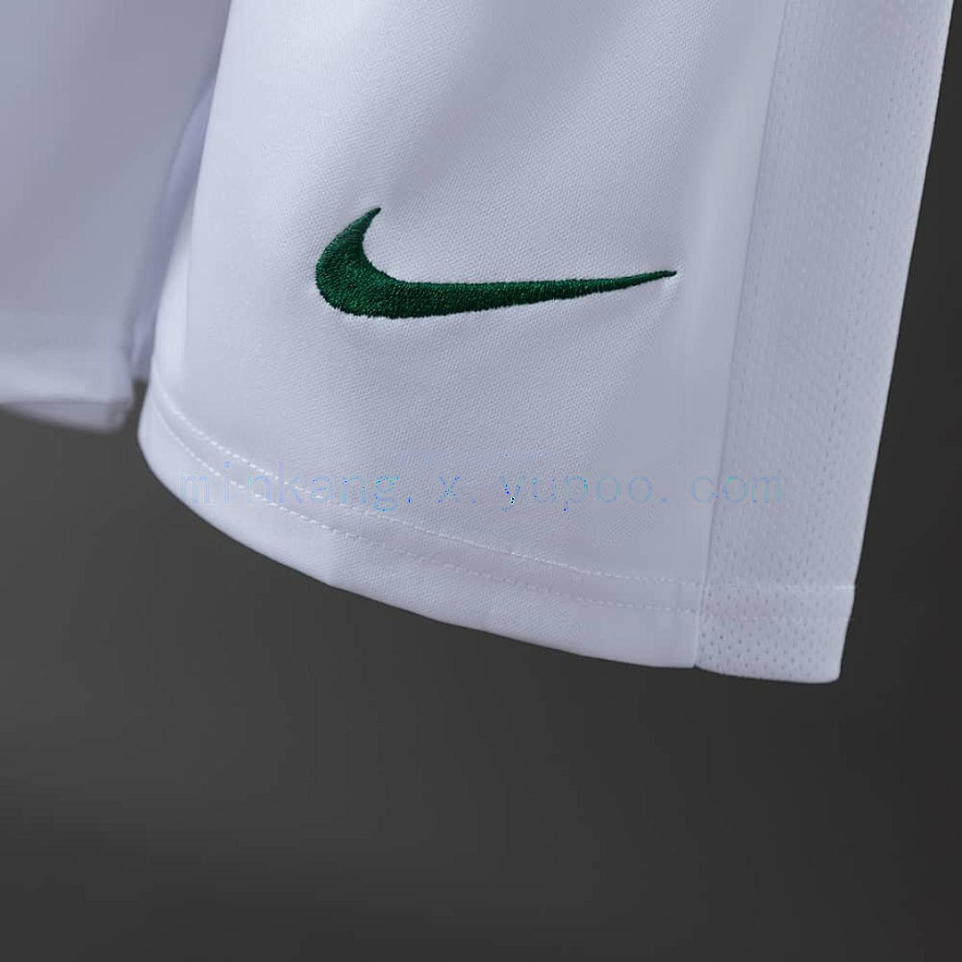 25_26 Kids Sporting Lisbon Third Away Size_ 16-28 2