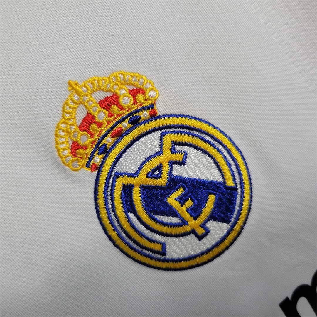 09-10 Real Madrid home 4