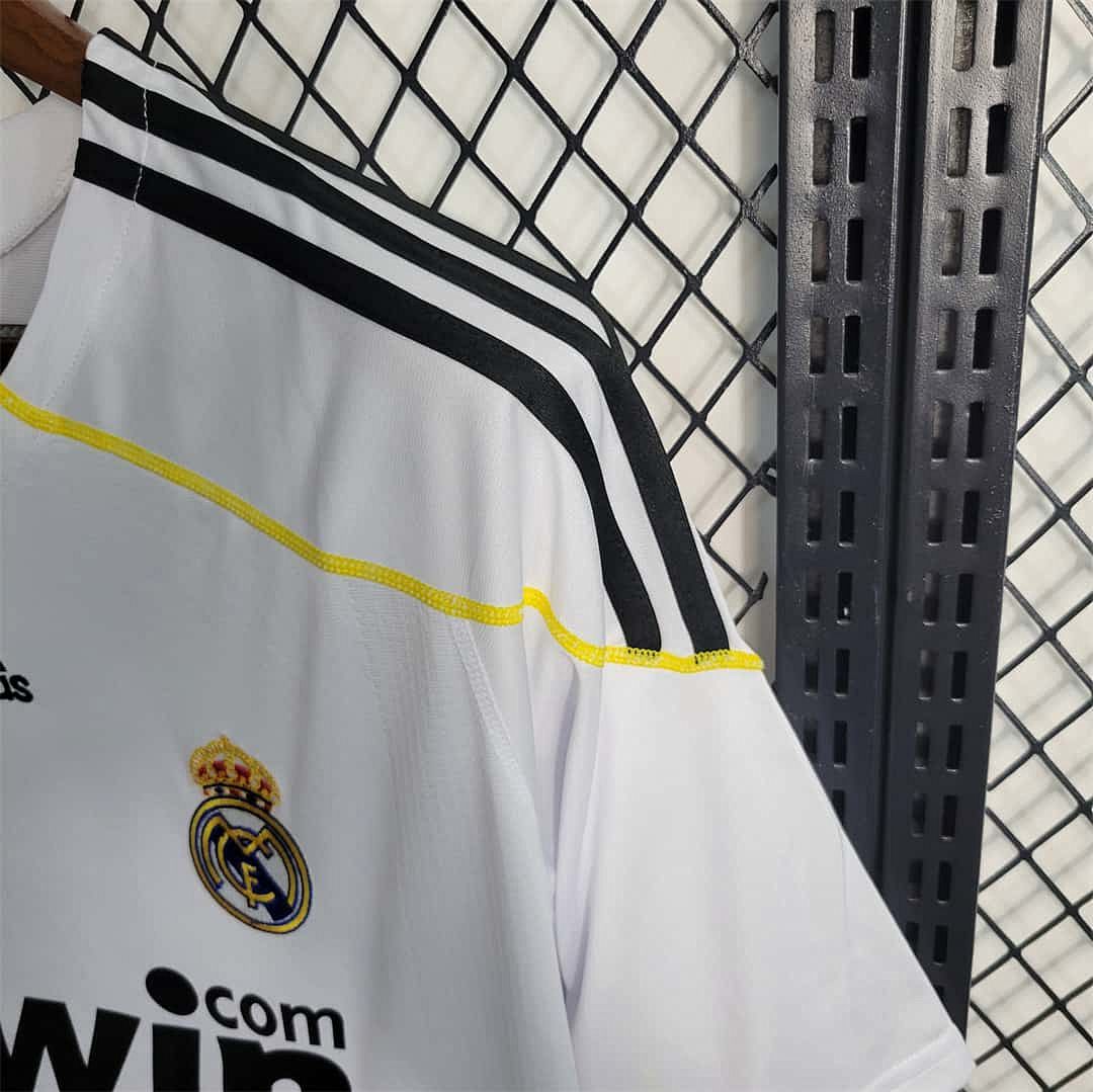 09-10 Real Madrid home 9