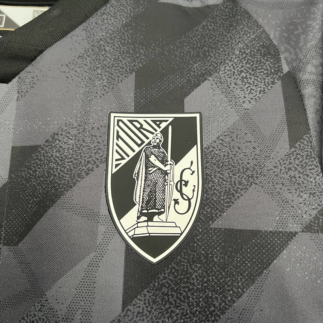 25_26 Kids Guimarães Away Size_ 16-28 11