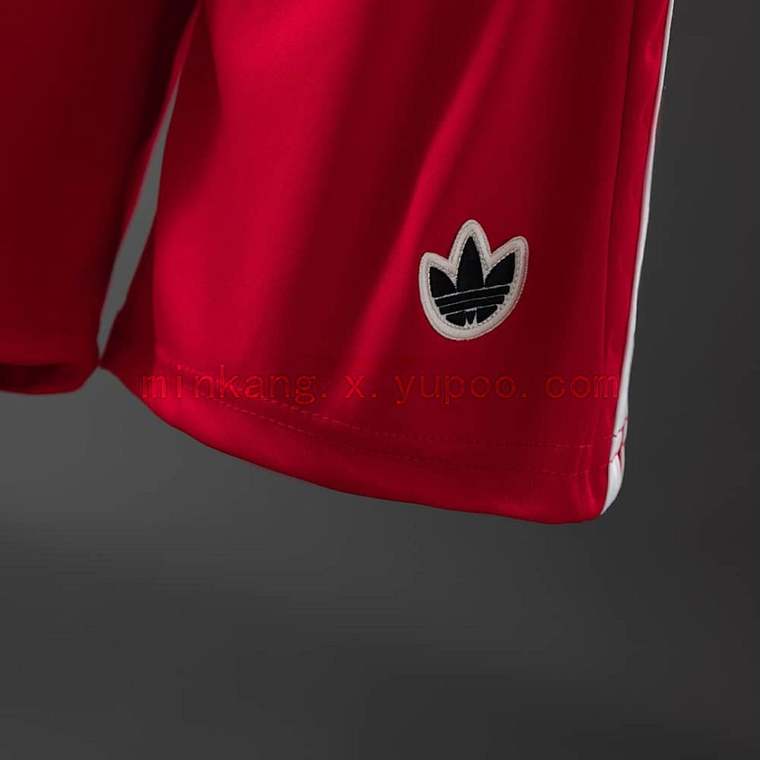 25_26 Benfica Retro Special Edition Size_ 16-28 2