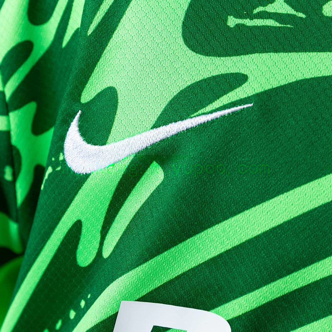 25_26 Sporting Lisbon Goalkeeper Green Size_ 16-28 5