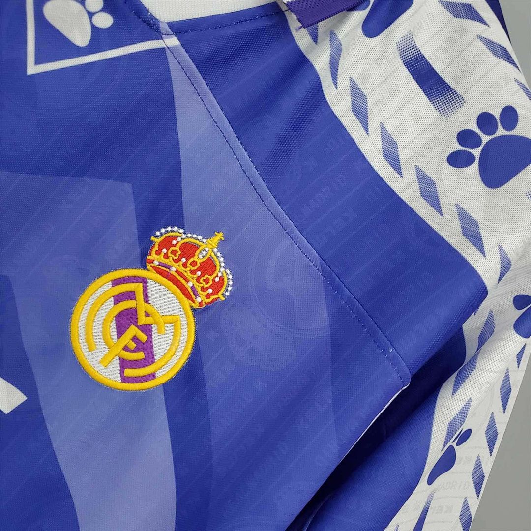 96-97 Real Madrid away 3
