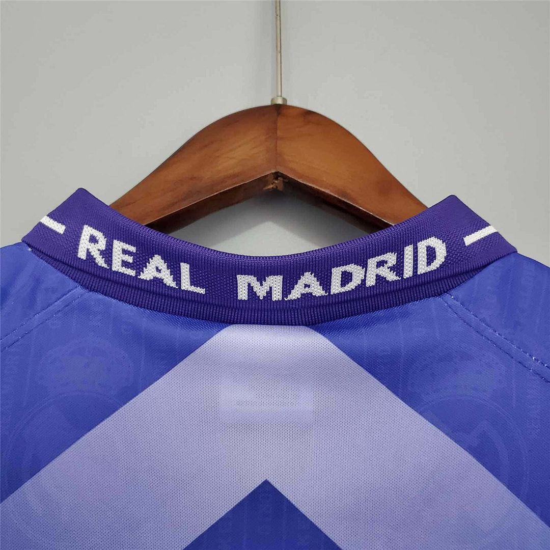 96-97 Real Madrid away 6