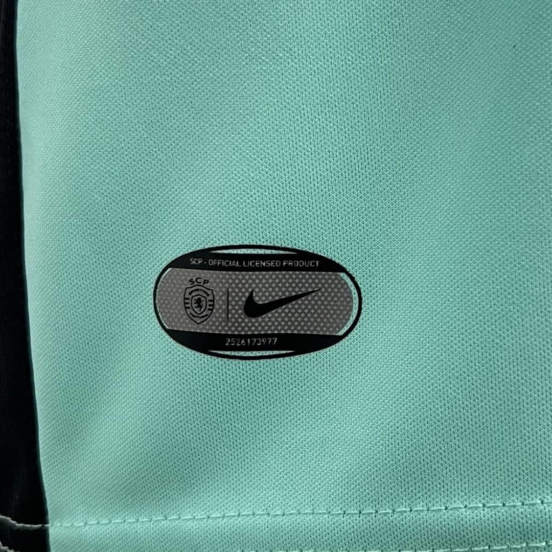 25_26 Sporting Lisbon third away Size_ 16-28 11