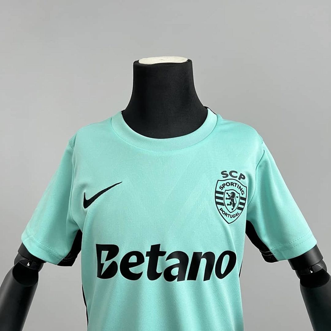 25_26 Sporting Lisbon third away Size_ 16-28 5