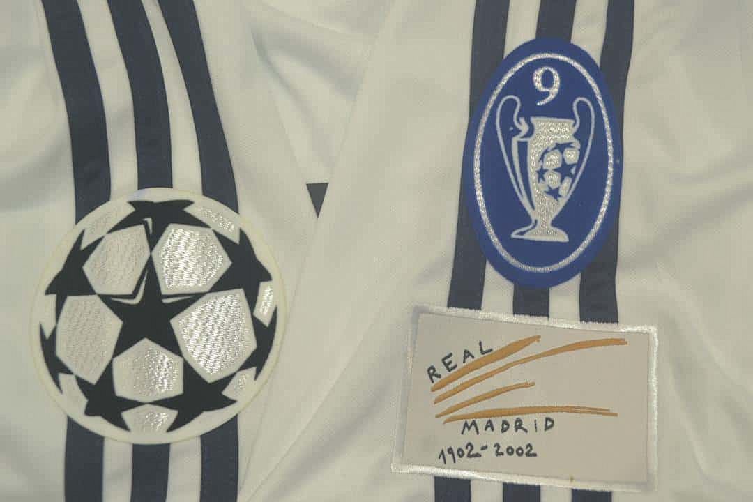 01-02 Real Madrid home 7