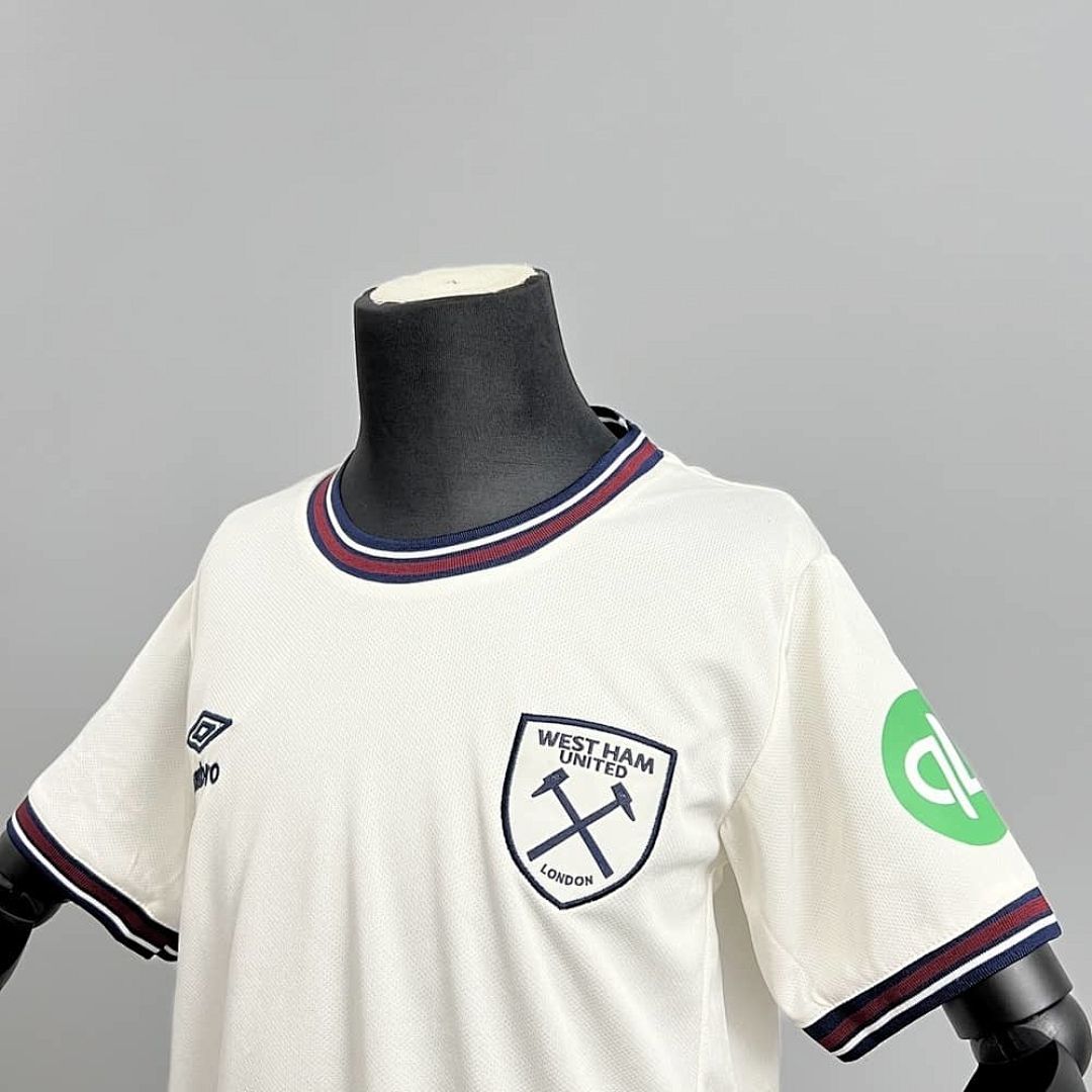 25_26 West Ham United away Size_ 16-28 4