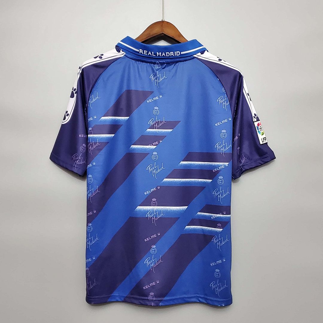 94-96 Real Madrid away 12