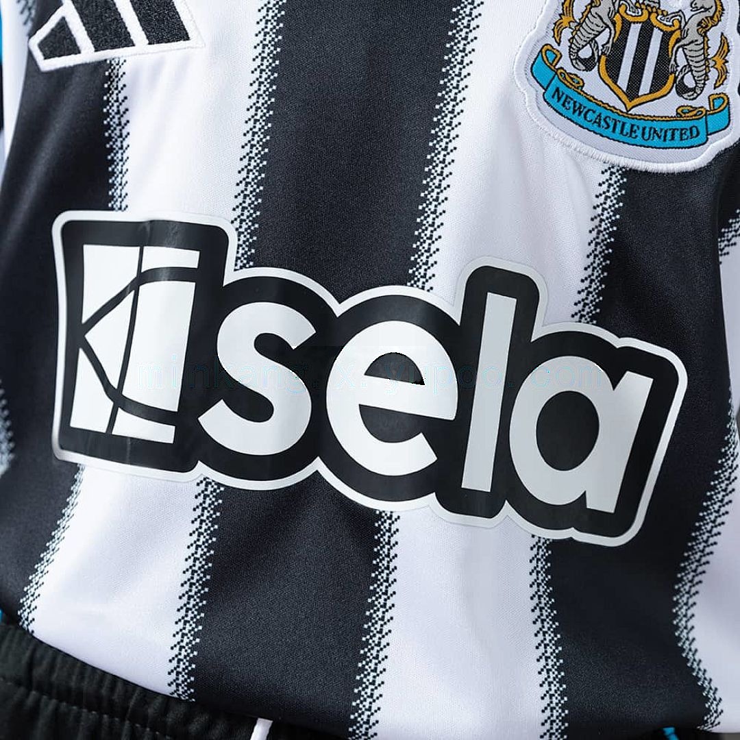 Newcastle United 25_26 Home Full kids kit Jersey size：16-28 6