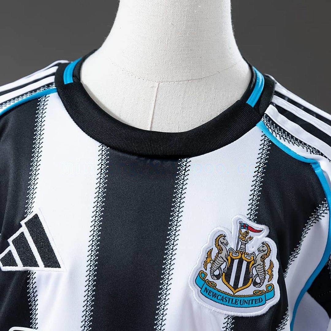 Newcastle United 25_26 Home Full kids kit Jersey size：16-28 7