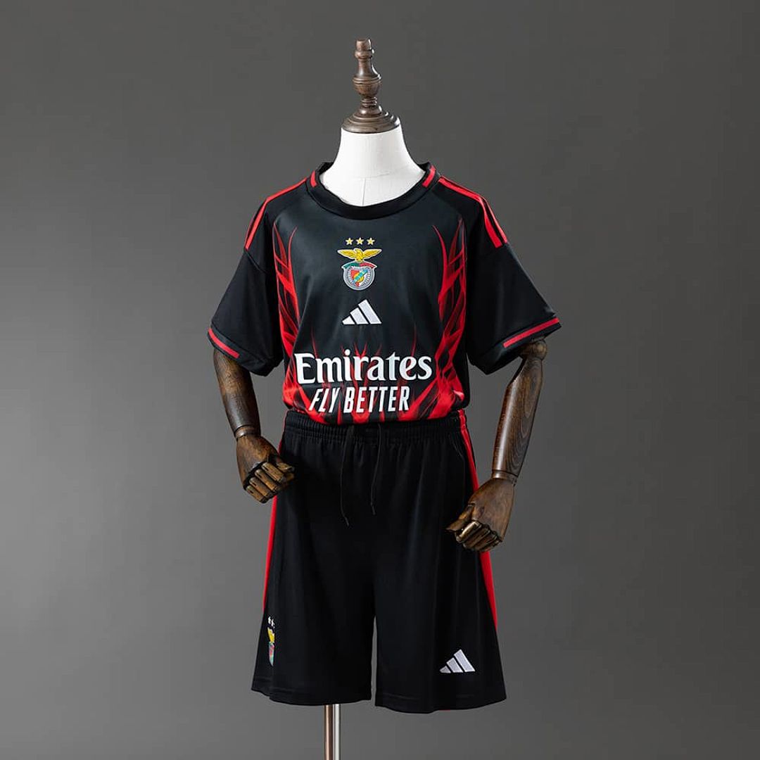 Benfica 25_26 Kids Kit Black Training Jersey Size:16-28