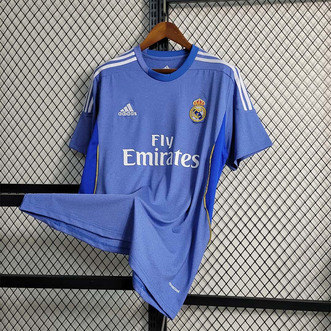 13-14 Real Madrid away 4