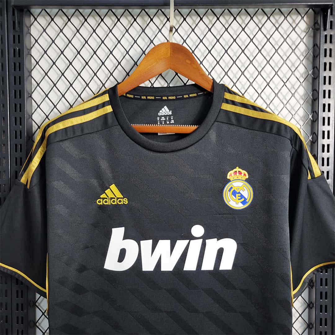 11-12 Real Madrid away black 4