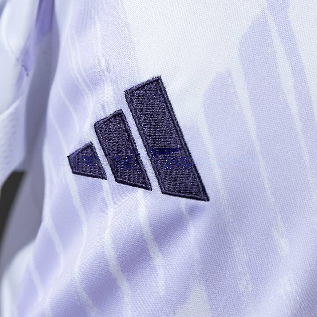 25_26 Kids M-U Away Size_ 16-28 5