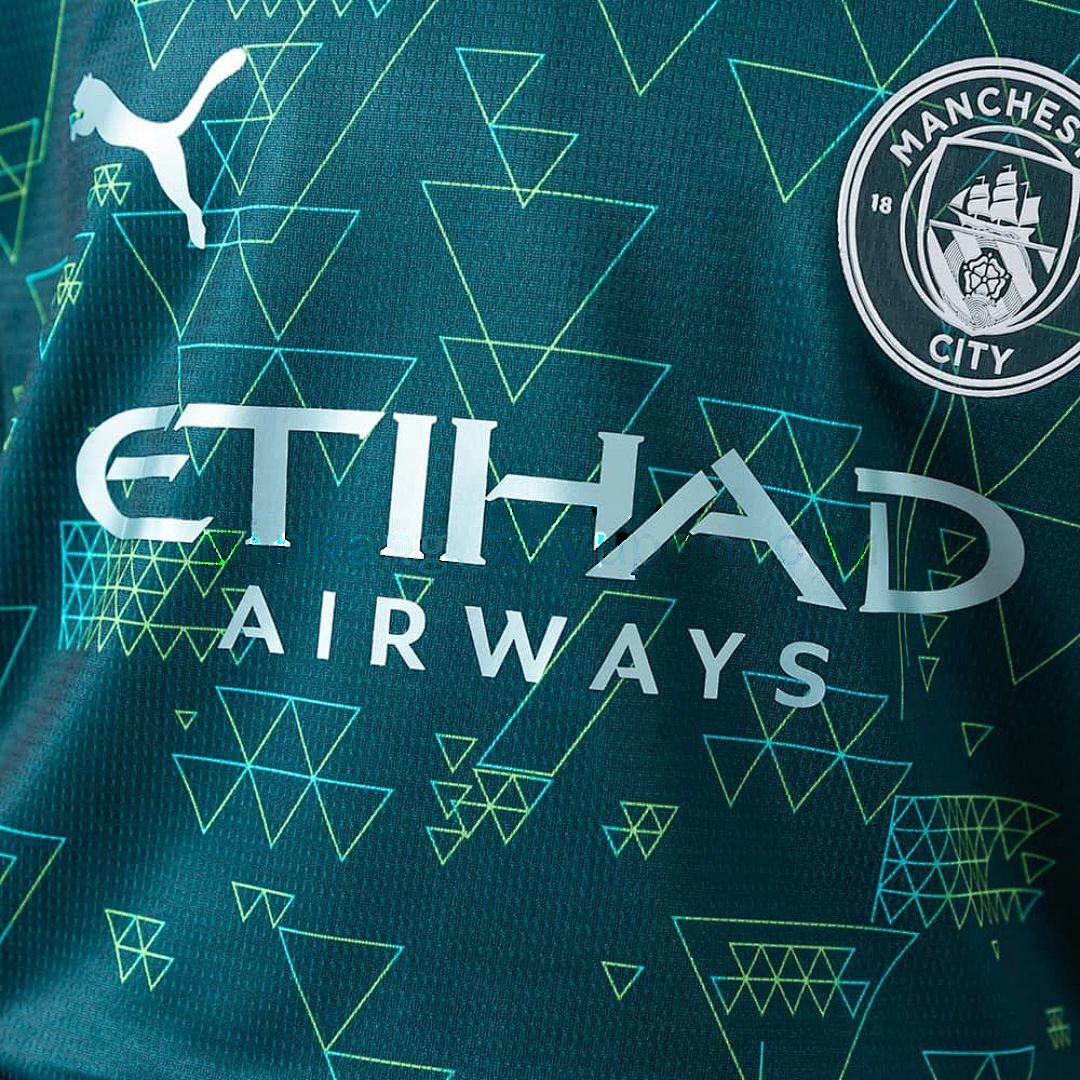 Manchester City 25_26 Fourth Away Kids Kit Jersey SIZE 16-28 8