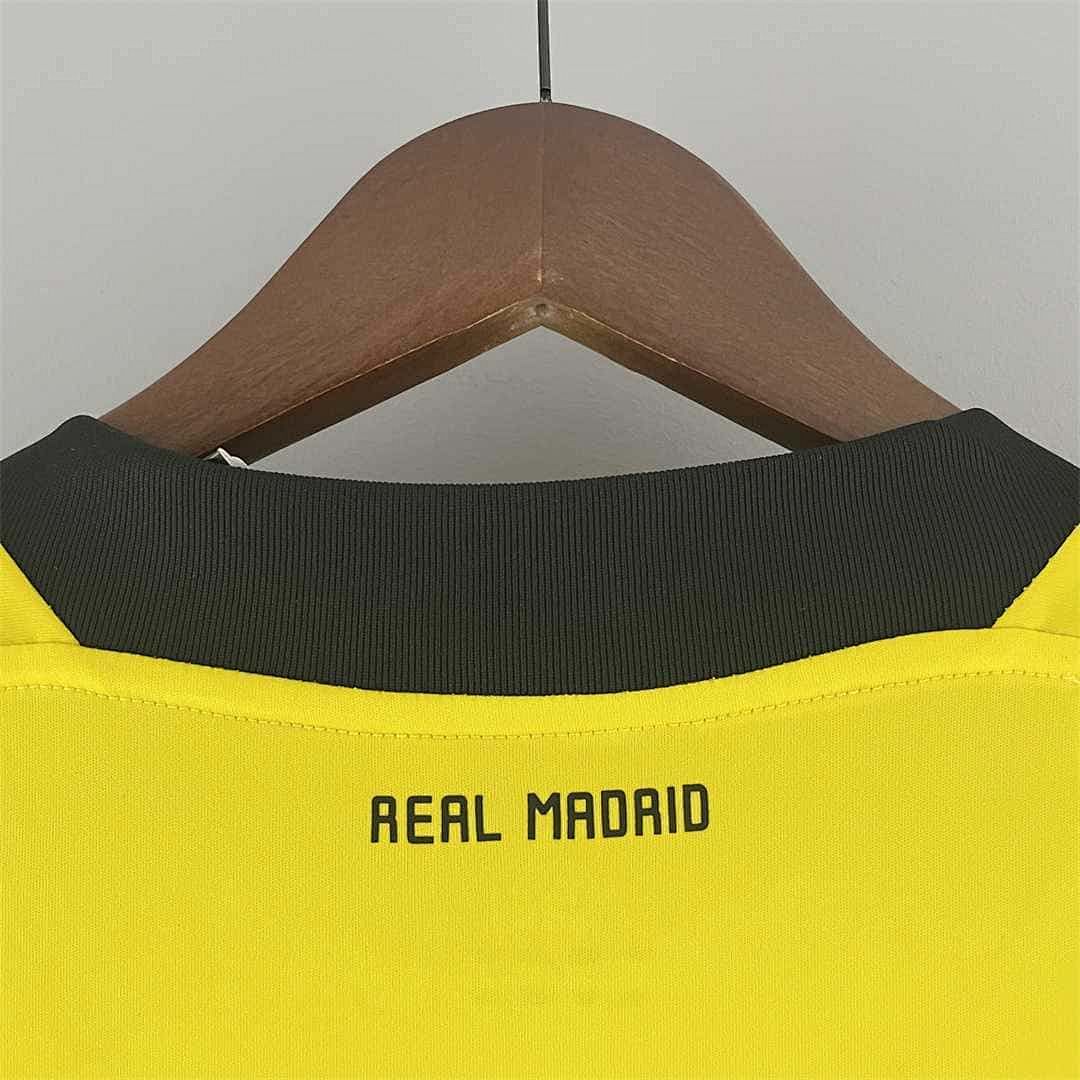 11-12 Real Madrid goalkeeper yellow 10