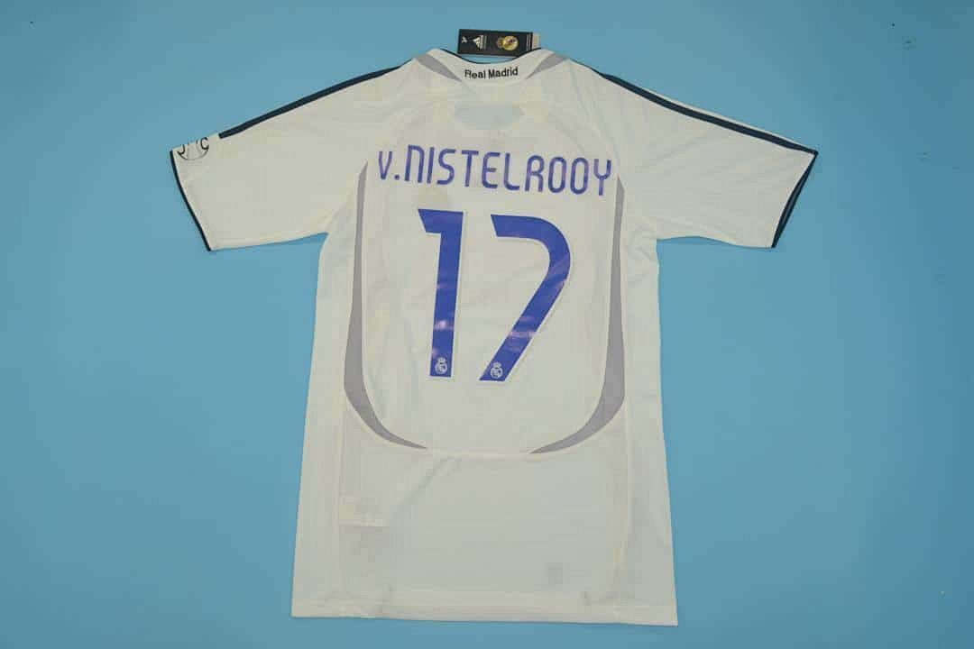 06-07 Real Madrid home white 21