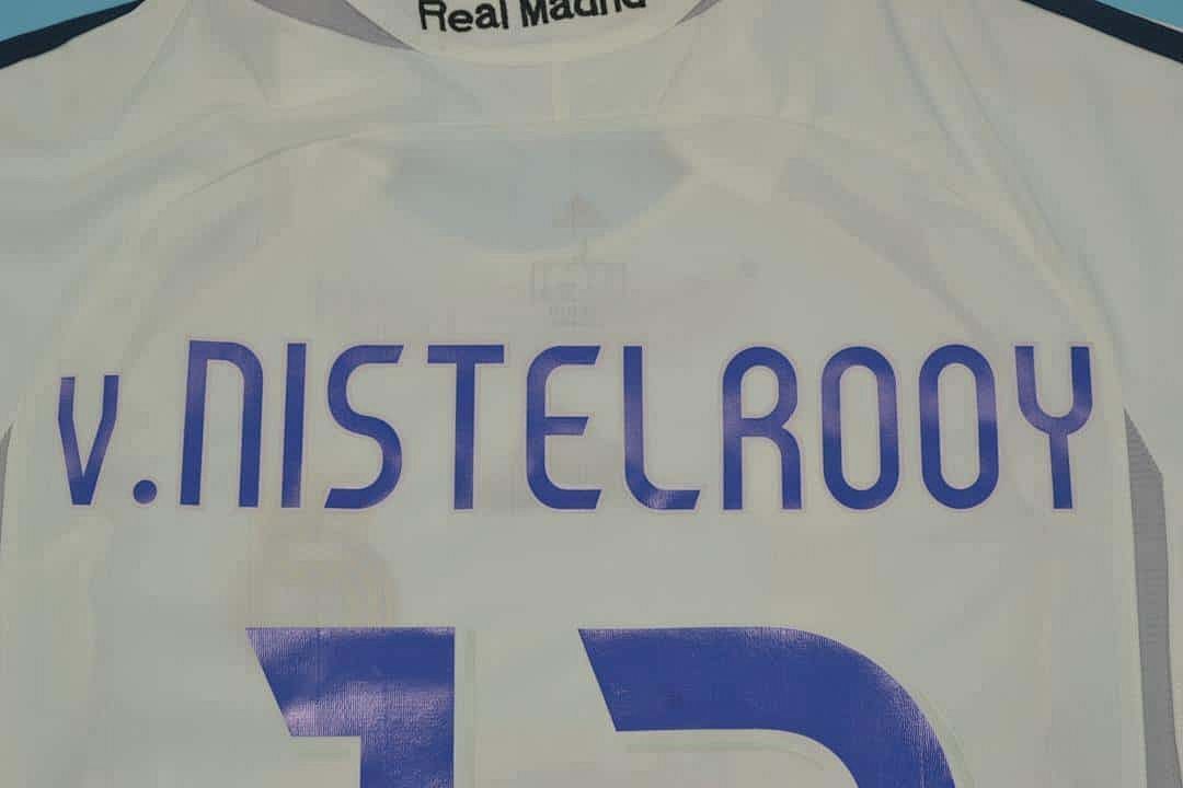 06-07 Real Madrid home white 23