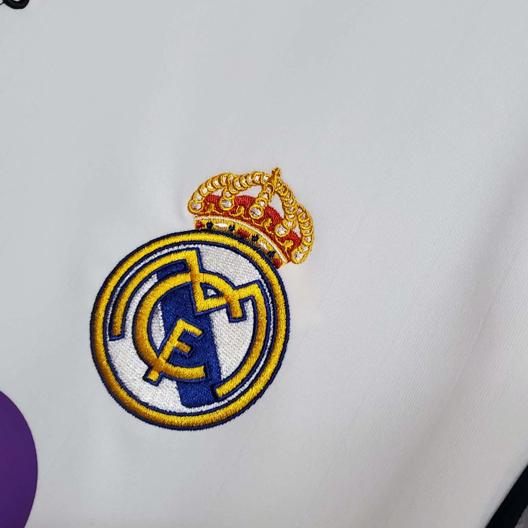 06-07 Real Madrid home white 27