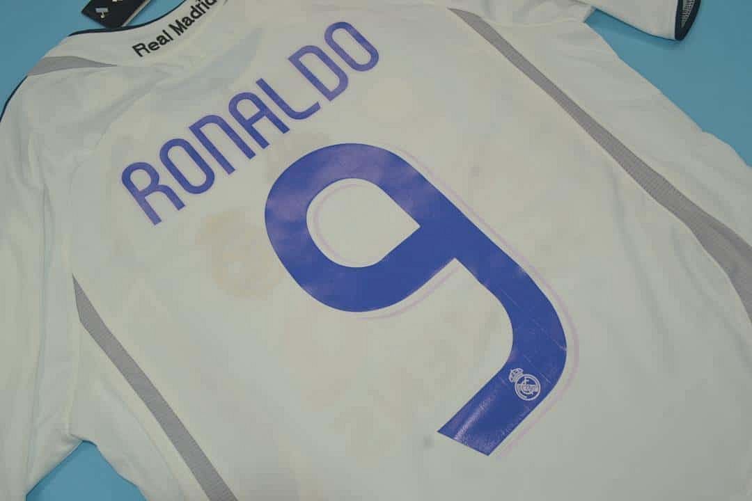 06-07 Real Madrid home white 7