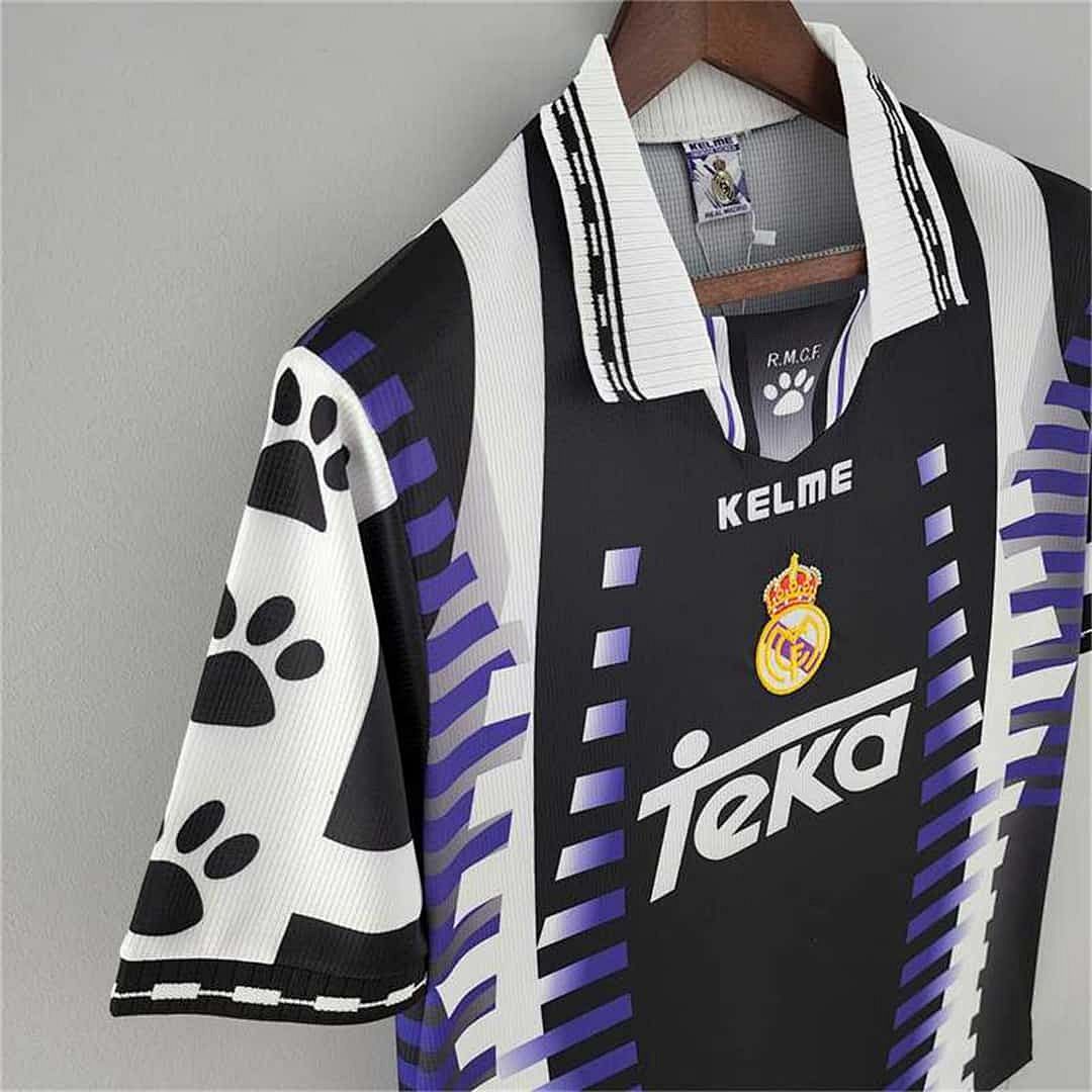 97-98 Real Madrid third away 5