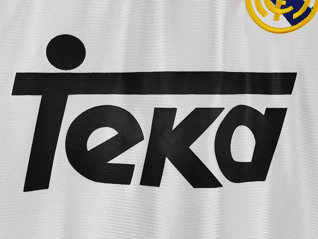 98-00 Real Madrid home white 7