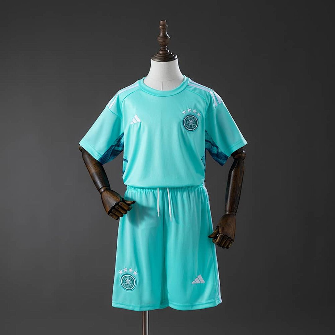 Germany 2026 Goalkeeper Kids kit Jerseys SIZE 16-28